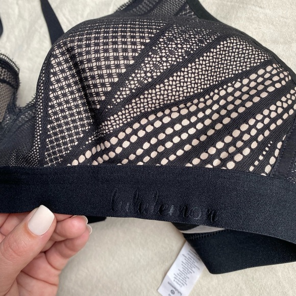 EUC Lululemon Awake to Lace Black & Barely Beige Bra Athletic Size 32D RARE - Picture 6 of 7